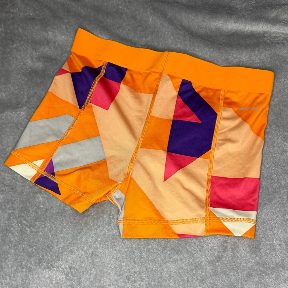 Nike Pro Orange Shorts with Geometric Design - Picture 3 of 3